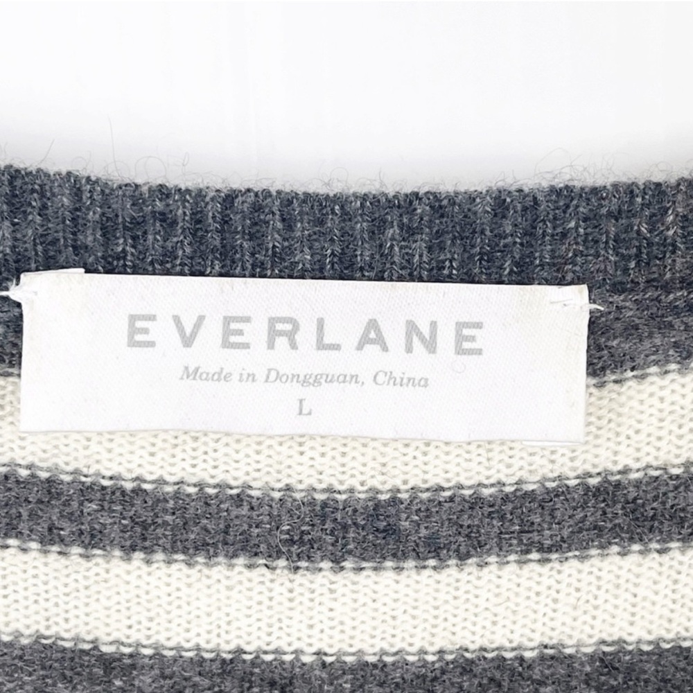 Everlane 100% Cashmere Crew Neck Sweater Grey and Ivory Stripes - Picture 4 of 6